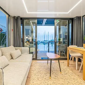 The Homeboat Company Parque Nacoes-lisboa بوتيل
